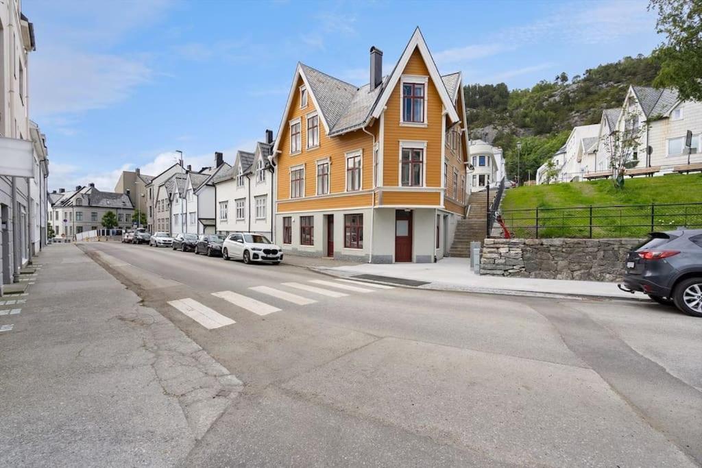 Charming, Central, Coffee Machine Ålesund Zewnętrze zdjęcie